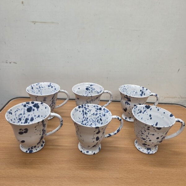 Tasse Blanche et Bleue