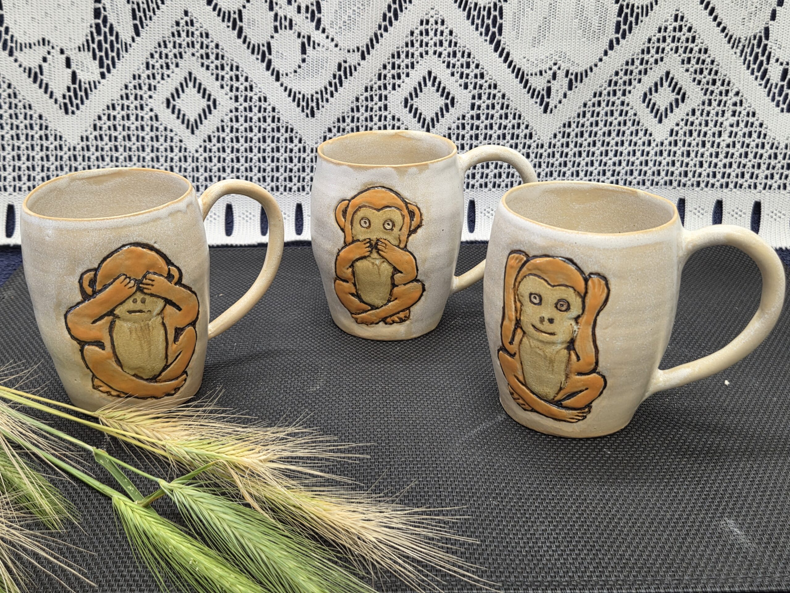 Tasses des Trois Singes de la Sagesse Tasses des Trois Singes de la Sagesse
