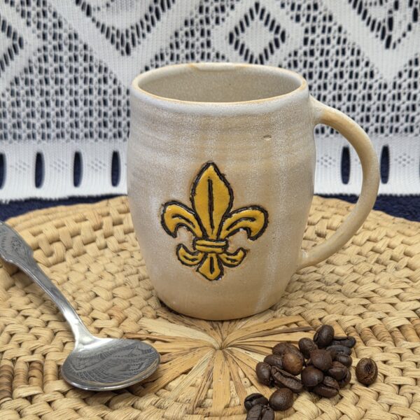 tasse artisanale fleur de lys 