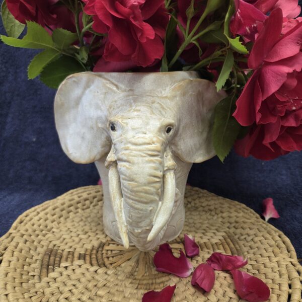 Vase décoratif éléphant