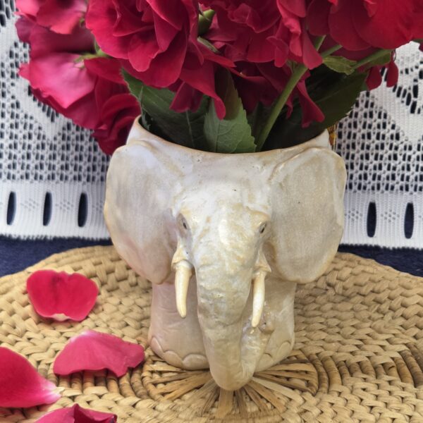 Vase décoratif éléphant