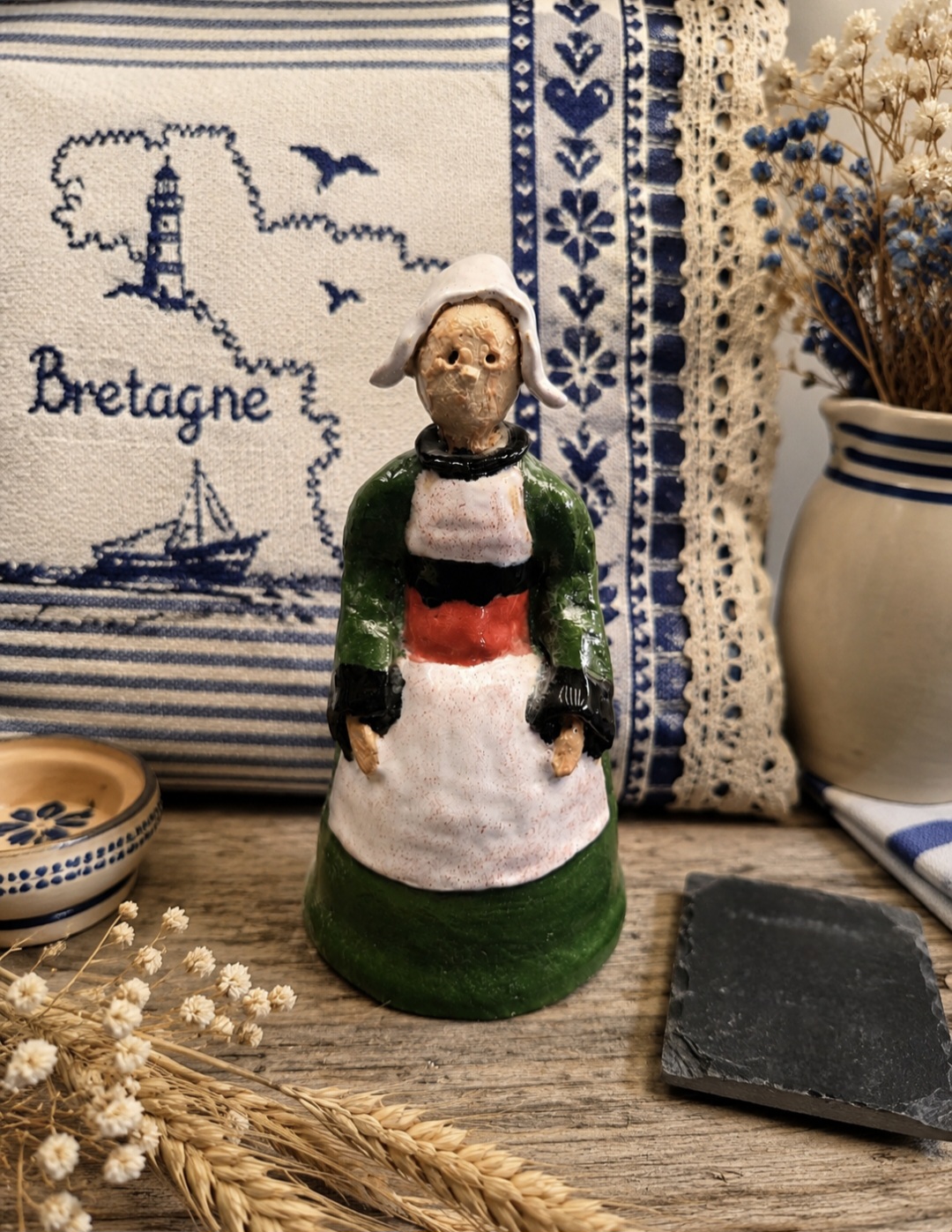Cloche décorative Bécassine Bretagne Cloche décorative Bécassine Bretagne